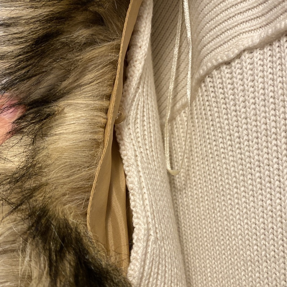 MICHAEL Michael Kors Faux-Fur Buckle/Zip Up Poncho - Picture 10 of 14